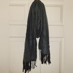 Dockers Scarf with Fringe Gray Blend